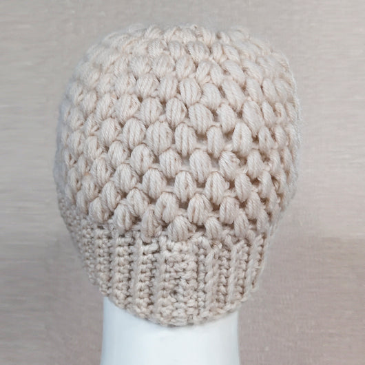 Gorro de Invierno Tejido con Agujero para Coleta - Diseño Europeo Elegante - Image 8