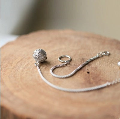 Pulsera Colgante Calada en Plata 925 con Diseño de Campana - Image 5