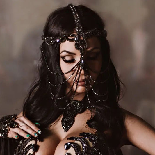 Máscara Negra con Rhinestones Exagerados para el Cabello