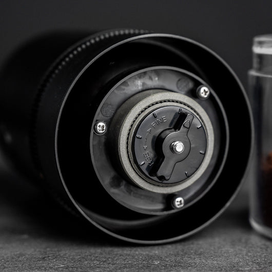 Molinillo de Café Eléctrico Portátil con Carga USB y Núcleo de Cerámica Profesional - Image 7