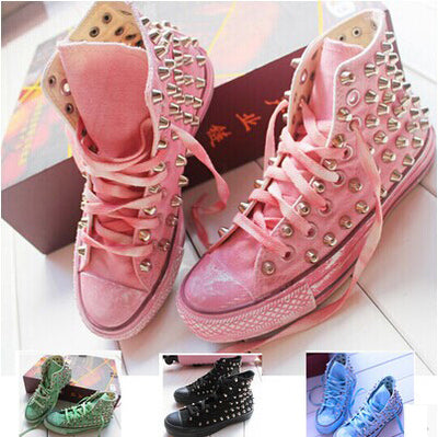 Zapatillas Altas Estilo Coreano con Remaches y Efecto Desgastado para Chicas
