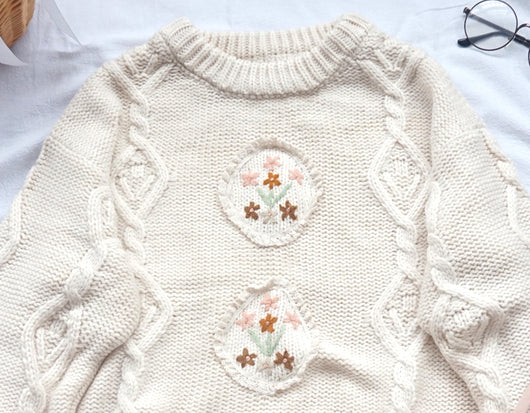 Suéter Holgado Artesanal Vintage Japonés con Flores Delicadas - Image 12