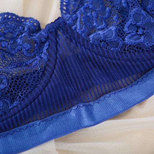 Conjunto de Lencería Sensual con Encaje y Fruncidos - Image 5