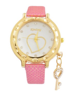 Reloj de Pulsera Elegante con Colgante de Corazón y Llave - Image 8