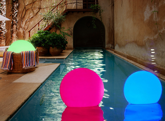 Lámpara Esférica LED Exterior Multicolor Impermeable - Image 3