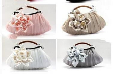 Bolso de Noche Satinado con Flor - Clutch Elegante para Mujer - Image 7