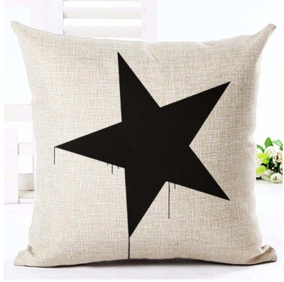 Funda de Almohada Decorativa con Letras en Blanco y Negro - Image 11