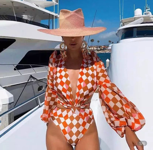 Traje de Baño Enterizo con Cobertura Abdominal y Estampado Geométrico