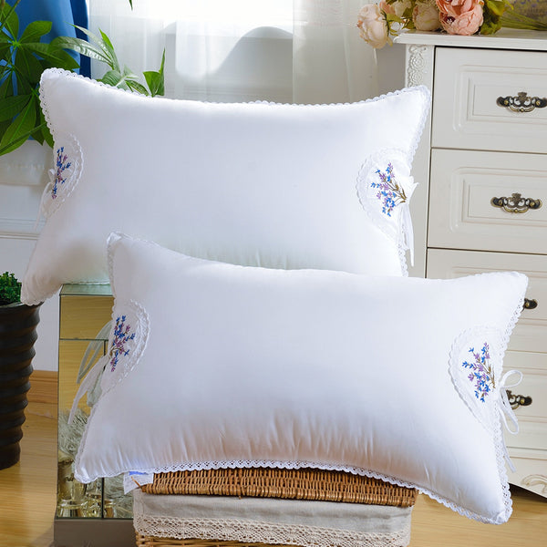 Almohada de Algodón Puro con Terciopelo de Pluma - Blanca