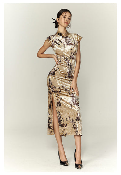 Vestido Cheongsam de Terciopelo Elegante con Movimiento Fluido - Image 12