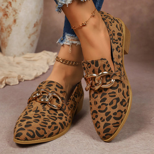 Zapatos de Tacón Grueso para Mujer con Cadena Metálica y Punta Redonda - Image 7