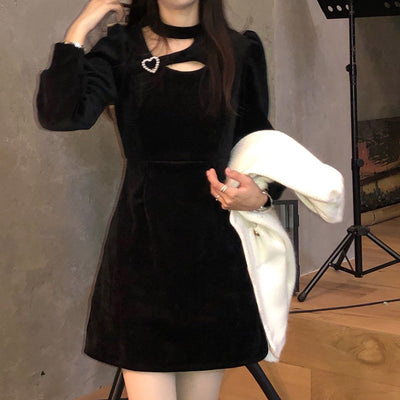 Vestido Negro Elegante Ajustado a la Cintura - Image 11