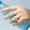 Anillo Artesanal Efecto Goteo en Azul y Blanco para Mujer