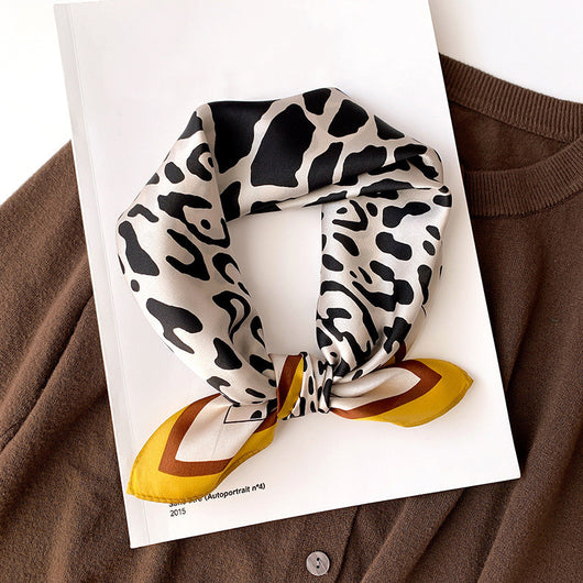 Pañuelo de Seda para Mujer - Accesorio de Moda Versátil - Image 44