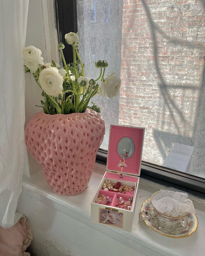 Florero de Cerámica Artesanal con Diseño de Fresa - Image 19