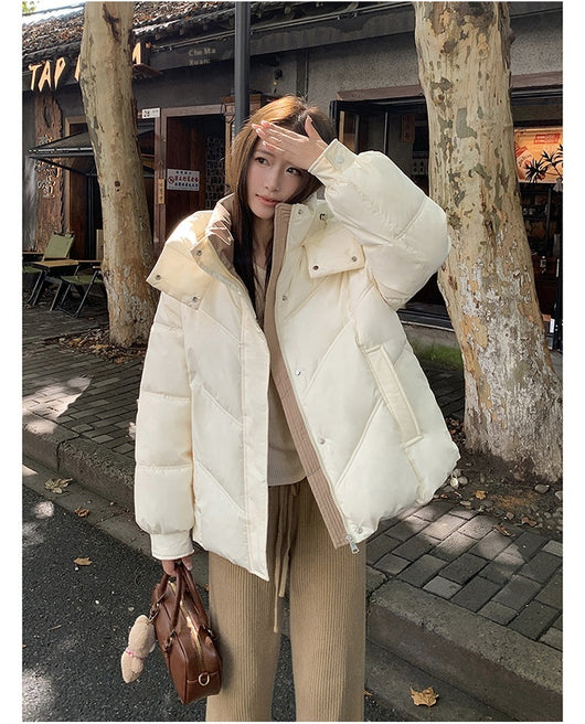 Chaqueta Corta Acolchada para Mujer con Capucha - Cálida y Resistente al Viento - Image 19