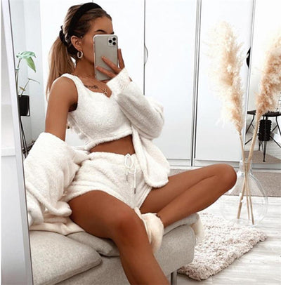 Conjunto de Pijama de Tres Piezas de Felpa Suave para Casa - Image 2