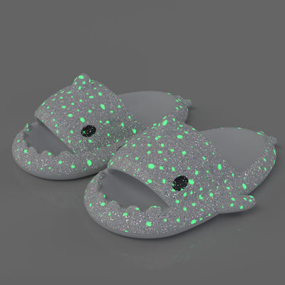 Pantuflas Tiburón con Luz Nocturna Diseño Noche Estrellada - Zapatillas de Casa para Parejas - Image 14