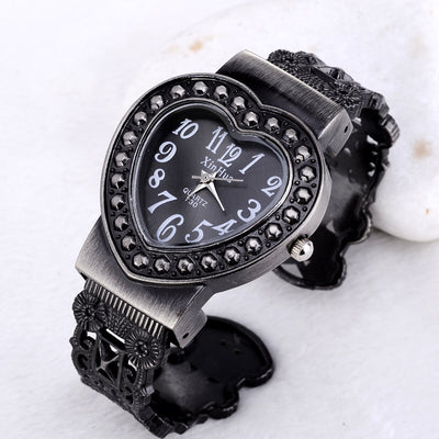 Reloj de Pulsera de Cuarzo para Niña con Corazón Melocotón y Diamantes Completos - Image 2