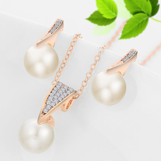 Conjunto de Collar y Aretes de Perlas para Bodas y Eventos Elegantes - Image 6