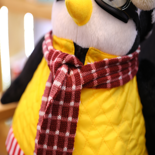 Peluche Pingüino HUGSY de Joey - Muñeco Suave para Niños - Image 11
