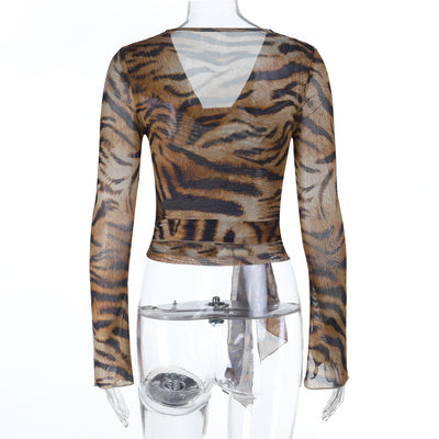 Blusa Leopardo Escote Profundo con Mangas Largas - Image 8