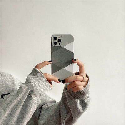 Funda Protectora con Diseño Arte Viento Frío para Celular - Image 4