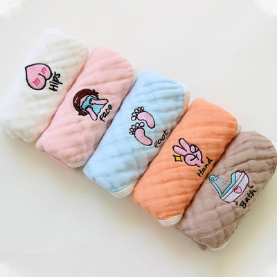 Babero de Toalla Bordado para Bebé con Diseño Personalizado - Image 19