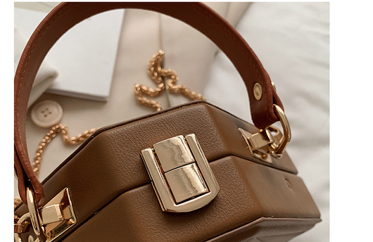 Bolso Triangular Personalizado Estilo Coreano para Mujer - Image 13