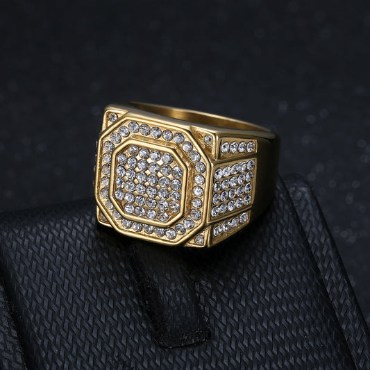 Anillo de Acero Titanio Chapado en Oro con Cristales para Hombre