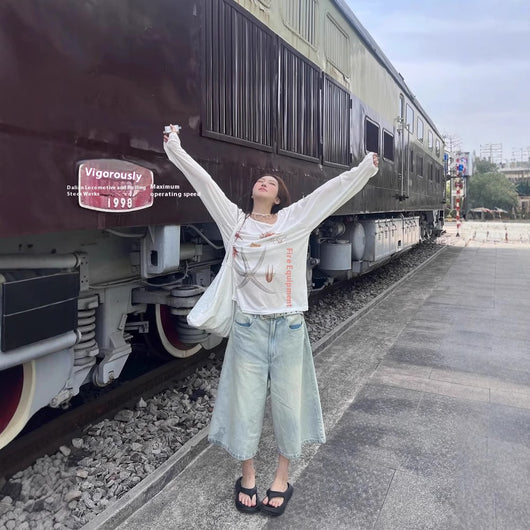 Blusa de Protección Solar con Cuello Ancho y Hombros Descubiertos - Manga Larga para Mujer - Image 3