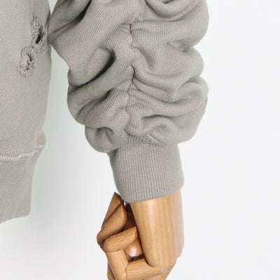 Suéter Gris Corto con Cuello Halter y Hombros Inclinados - Image 17