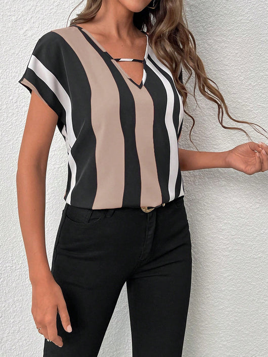 Blusa Rayas Europeas Cuello V Manga Corta - Estilo Verano - Image 11