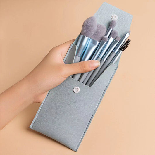 Set de 8 Brochas de Maquillaje Portátil para Viajes - Image 14