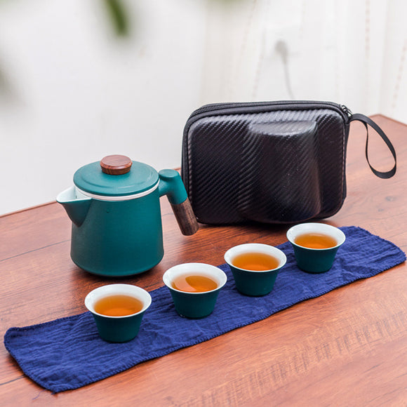 Juego de Té Kung Fu Portátil en Cerámica para Viajeros