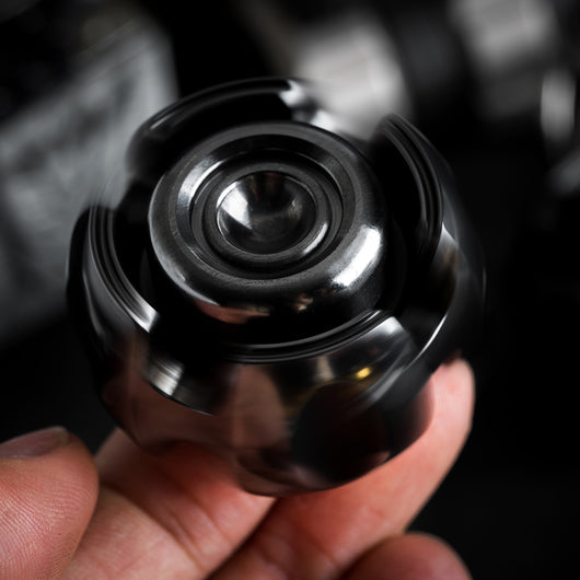 Spinner Fidget de Aleación Titanio Old Blacksmith - Image 4