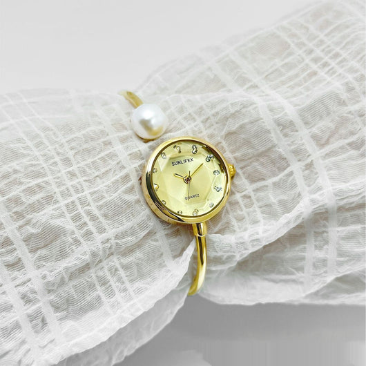 Reloj Pulsera de Perlas para Mujer - Diseño Elegante y Minimalista - Image 6