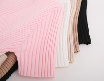 Blusa Tejida Escote V Manga Corta - Image 9