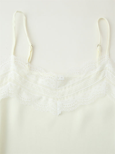 Vestido de Encaje con Abertura Lateral y Tirantes Ajustables - Image 4