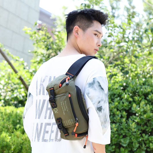 Mochila Táctica Crossbody para Hombre - Gran Capacidad para Senderismo y Ciclismo - Image 3