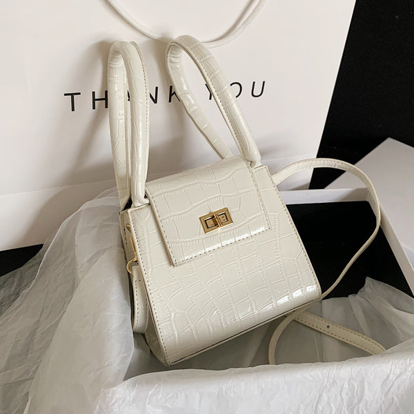 Bolsa Bandolera Cuadrada Compacta - Diseño Minimalista y Portátil