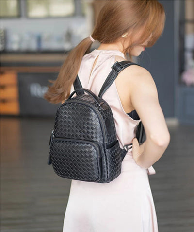 Mochila Tejida a Mano en Cuero de Oveja para Mujer - Image 13