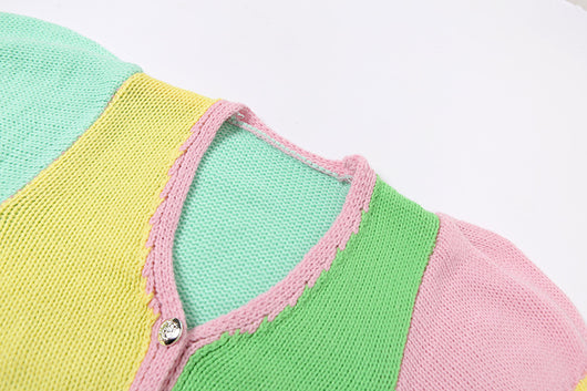 Playera Crop Top Escote V Ajustada y Sensual - Image 25