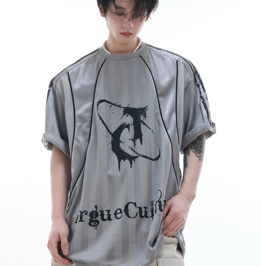 Playera Retro con Costuras en Relieve y Corte Tridimensional - Image 14