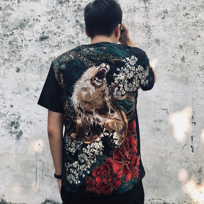 Playera con Bordado de Peonía León y Bestia - Image 11