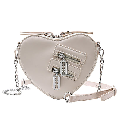 Bolso Satchel Pequeño de Cuero PU con Cadena de Corazón - Image 7