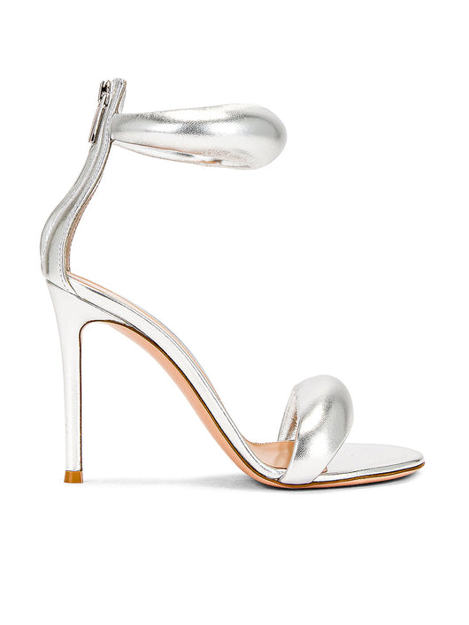 Sandalias de Tacón Stiletto Dorado con Tira Única - Image 8