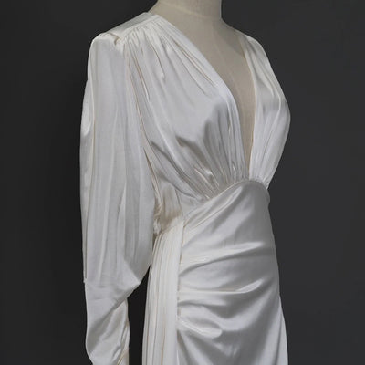Vestido Largo de Satén con Mangas Largas - Image 3