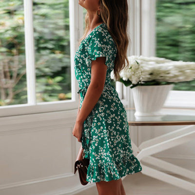 Vestido Floral de Gasa con Escote V y Cordones - Image 2