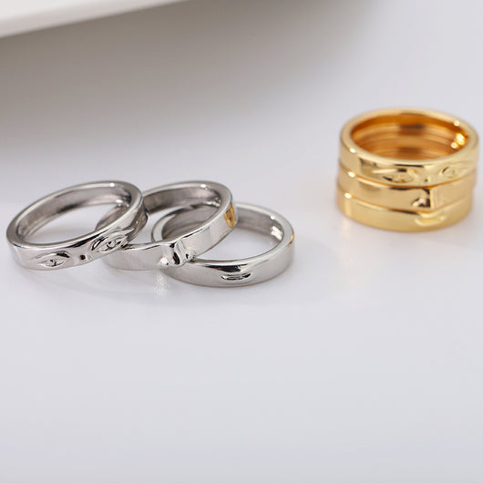 Anillo Minimalista de Diseño Táctil - Image 3